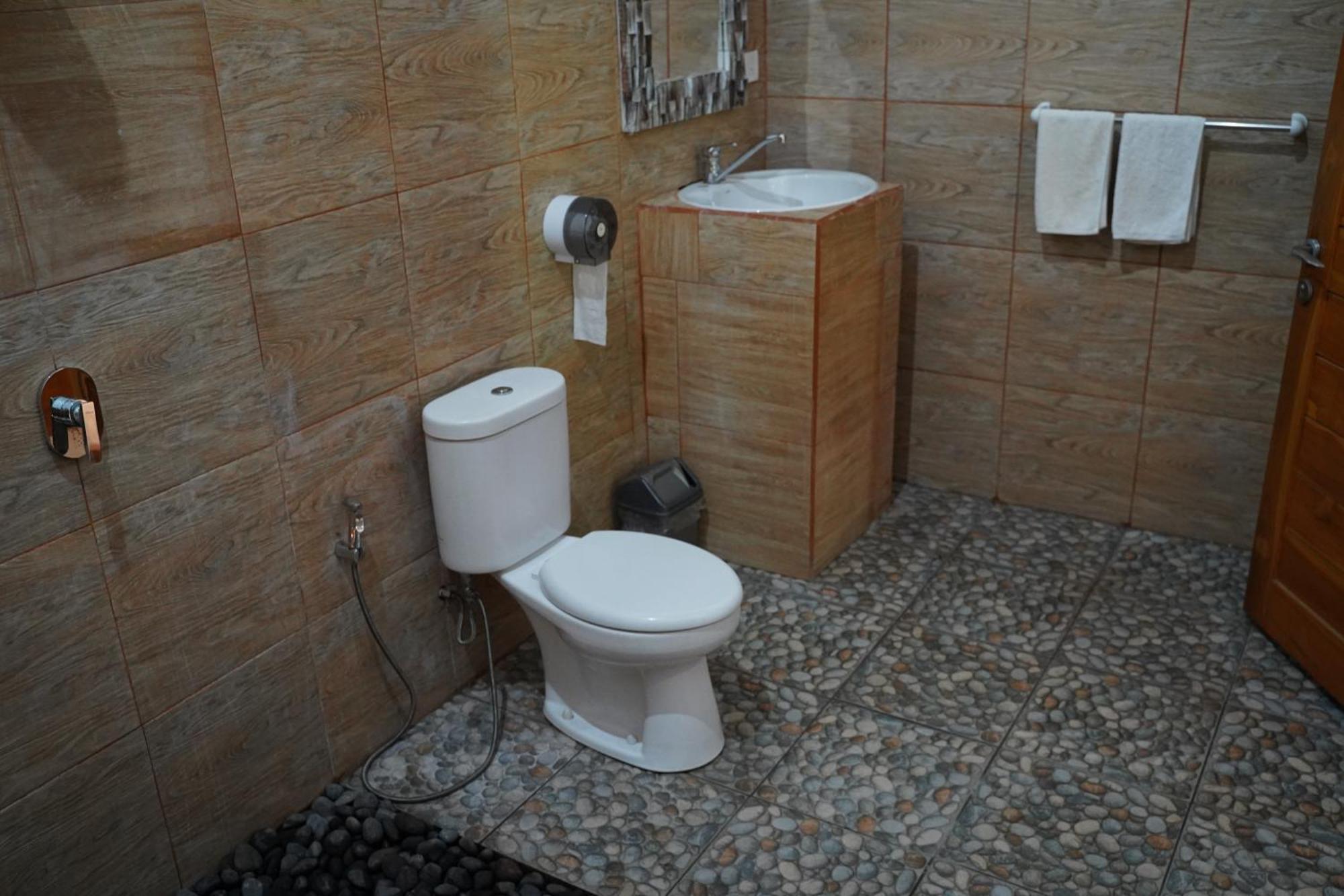 Wahyu Masari Homestay Sakti Экстерьер фото